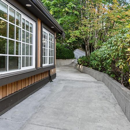 Private Mountainside Home Chilliwack Exterior photo