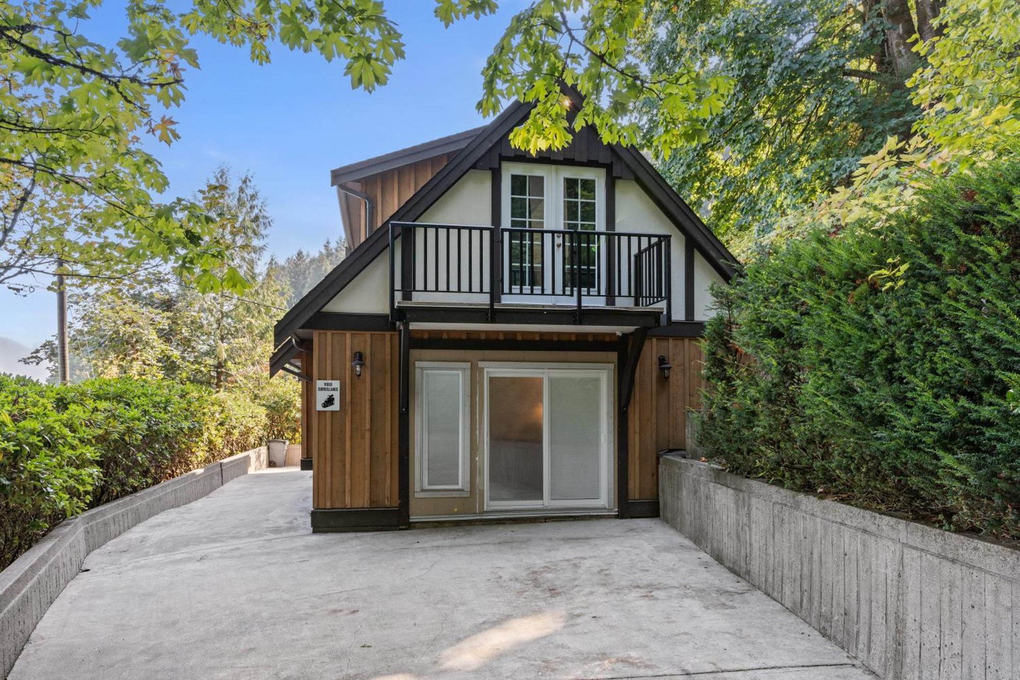 Private Mountainside Home Chilliwack Exterior photo